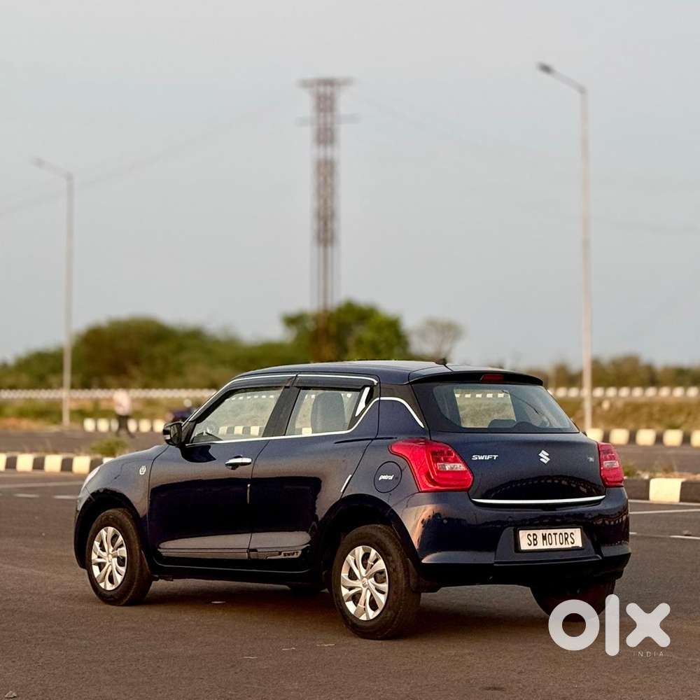 Maruti Suzuki Swift Amt Vxi, 2020, Petrol
