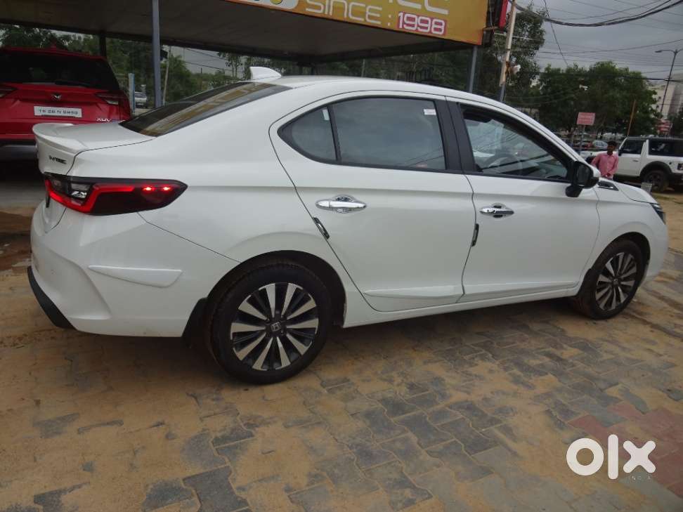 Honda City I-vtec Zx, 2024, Petrol