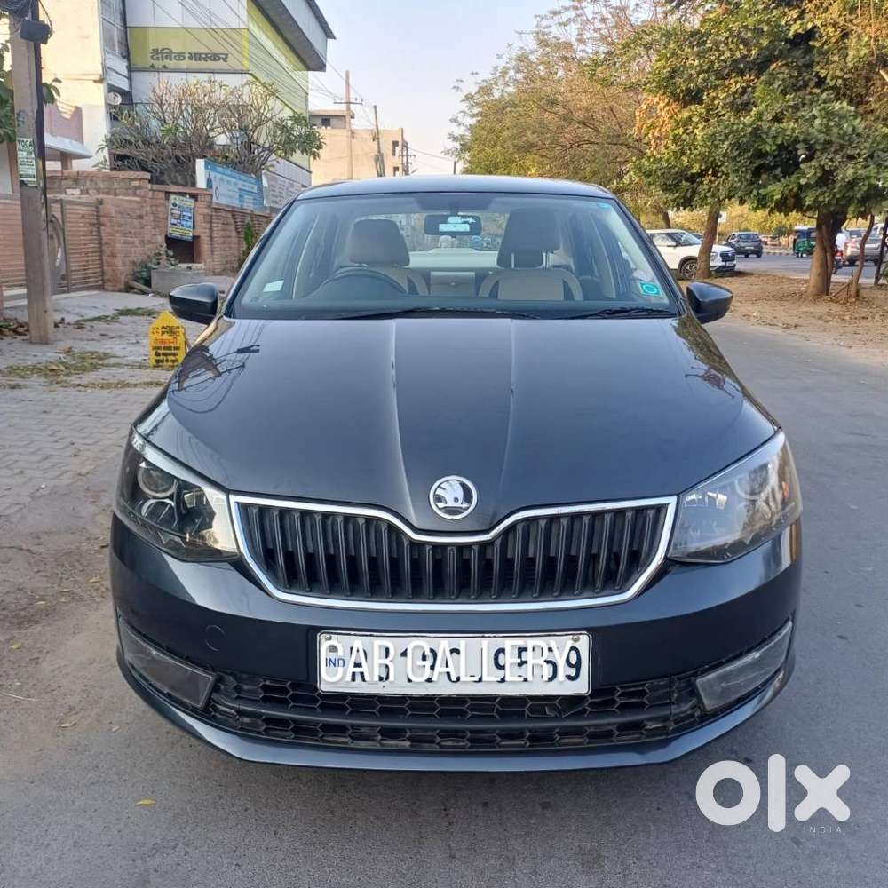 Skoda Rapid 1.0 Tsi Ambition, 2020, Petrol