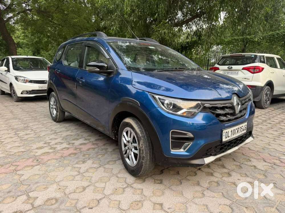 Renault Triber Rxt, 2022, Petrol