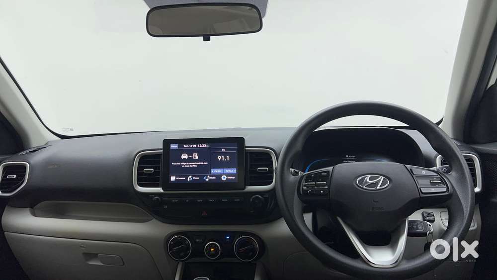 Hyundai Venue 1.2 S (o), 2022, Cng & Hybrids