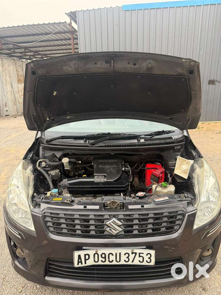 Maruti Suzuki Ertiga 2012-2015 Zxi, 2013, Petrol
