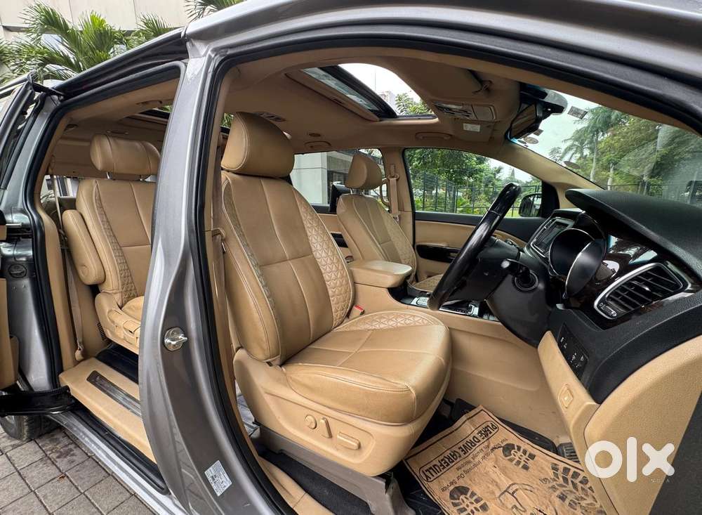 Kia Carnival Limousine Plus 7 Str, 2022, Diesel