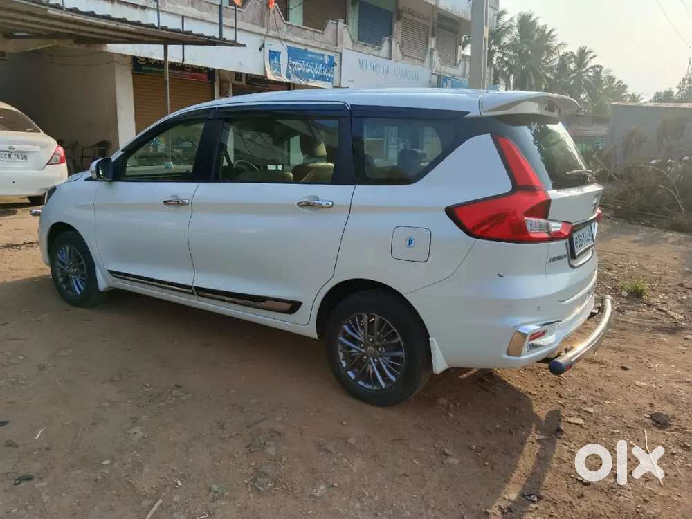 Maruti Suzuki Ertiga Smart Hybrid Zxi2021 Good Condition