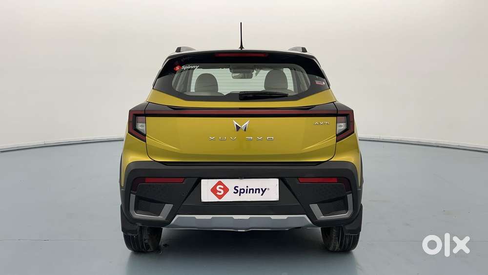 Mahindra Xuv 3xo Ax7l 1.2 Petrol At (pg), 2024, Petrol