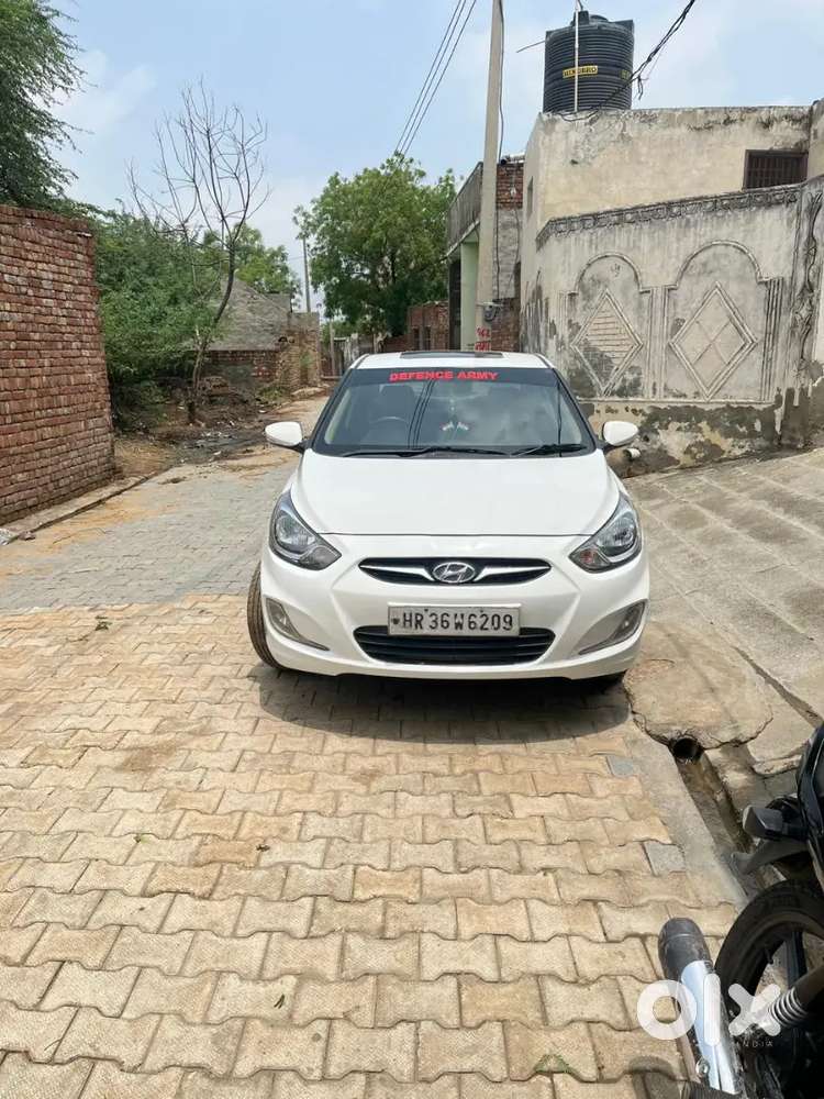 Hyundai Fluidic Verna 2014