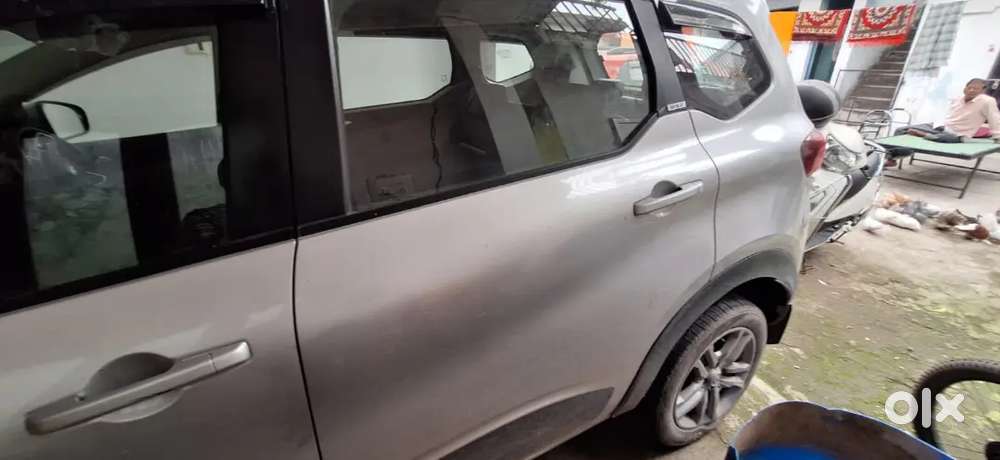 Renault Triber 1.0 Rxz 2021 Manual
