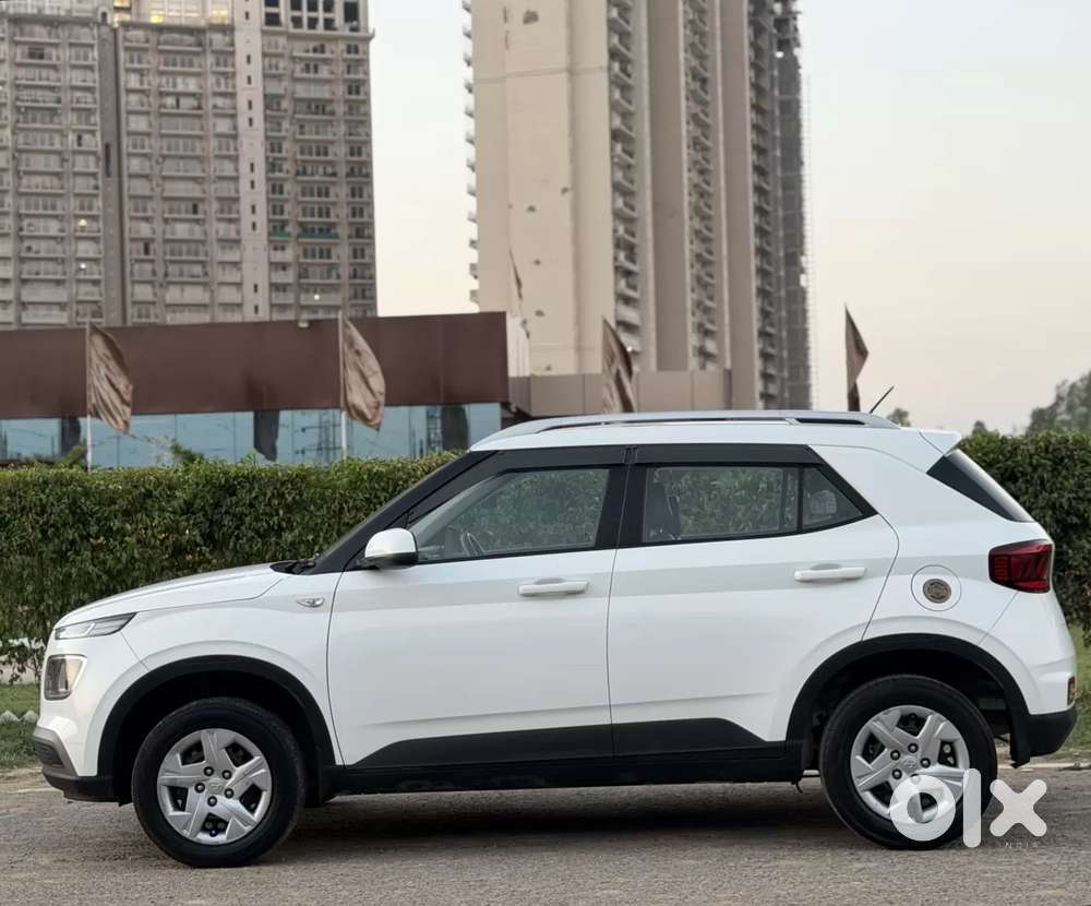 Hyundai Venue 1.2 S Plus, 2021, Petrol