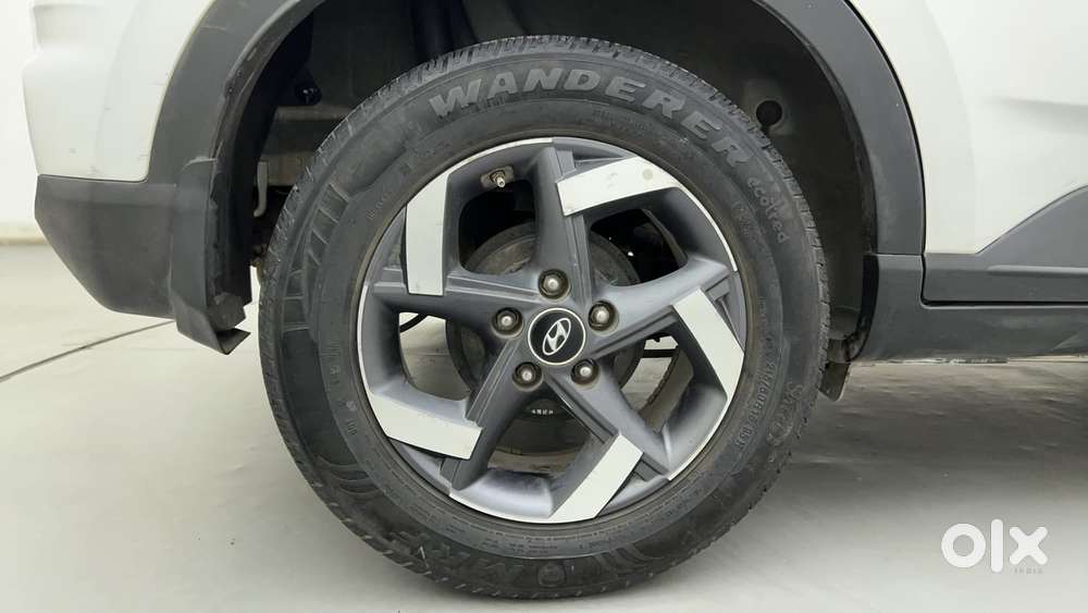 Hyundai Venue Sx Plus Turbo Dct, 2022, Petrol