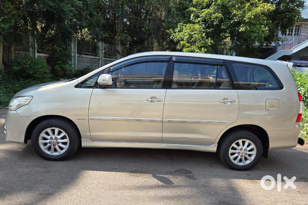 Toyota Innova 2.5 V 7 Str, 2013, Diesel
