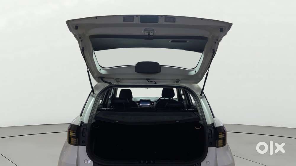 Hyundai Venue 1.0 Sx (o) Turbo Dct, 2022, Petrol