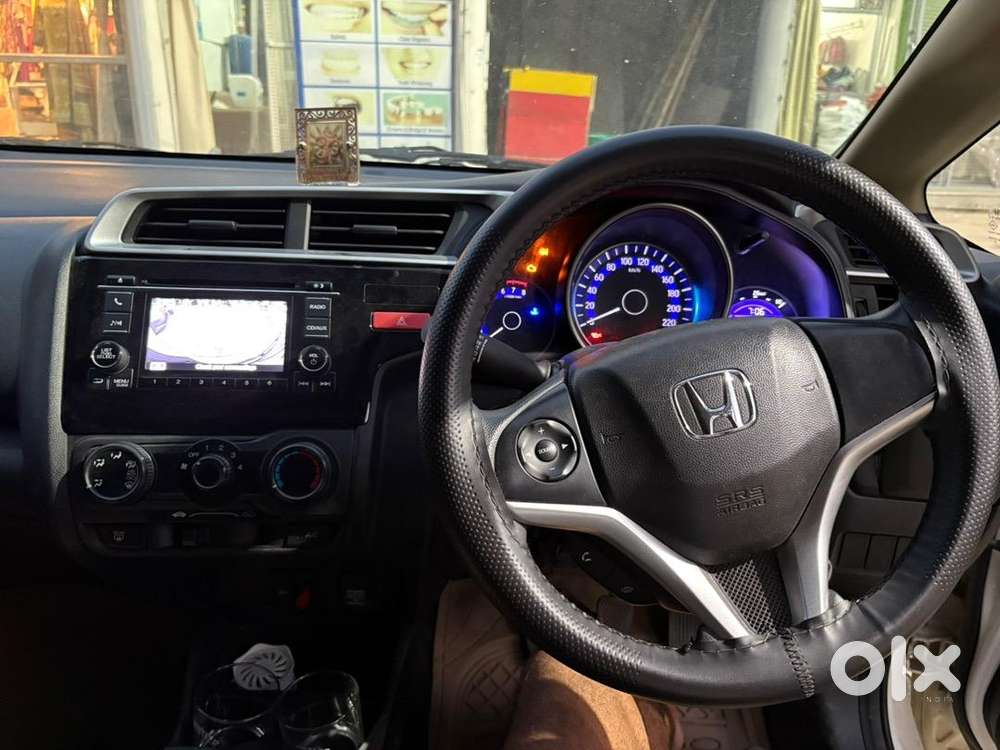 Honda Jazz 2015 Petrol Well Maintained
