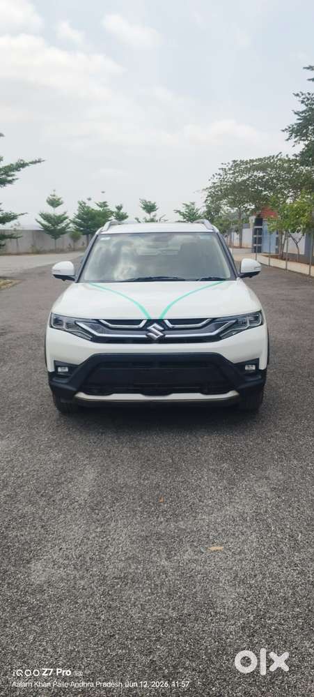 Maruti Suzuki Brezza 1.5 Zxi Plus At Smart Hybrid, 2022, Petrol