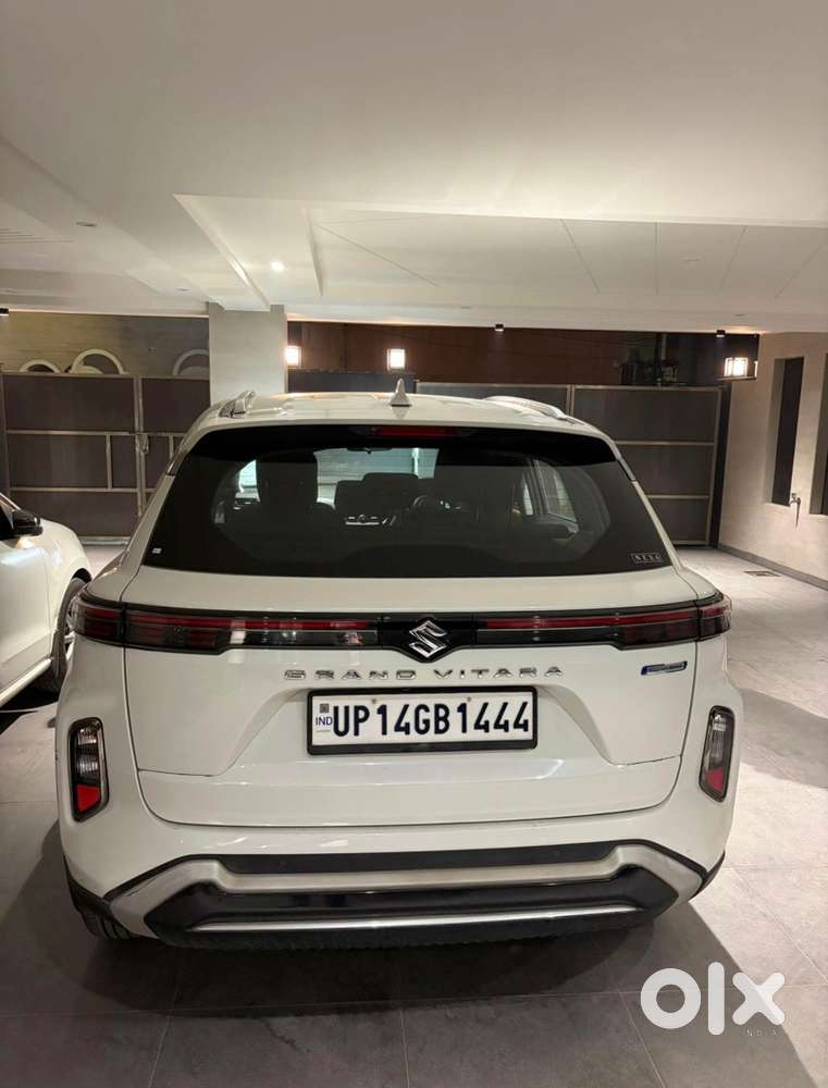 Maruti Suzuki Grand Vitara 2024 Petrol 9200 Km Driven