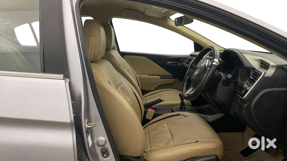 Honda City 1.5 V 5th Gen I-vtec Mt, 2022, Petrol