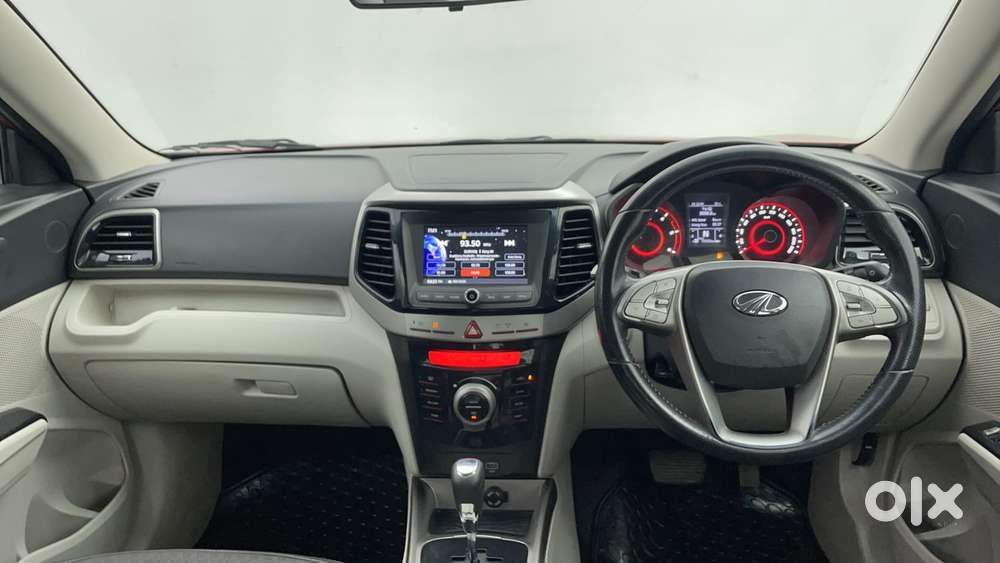 Mahindra Xuv300 W8 Amt Diesel, 2020, Diesel