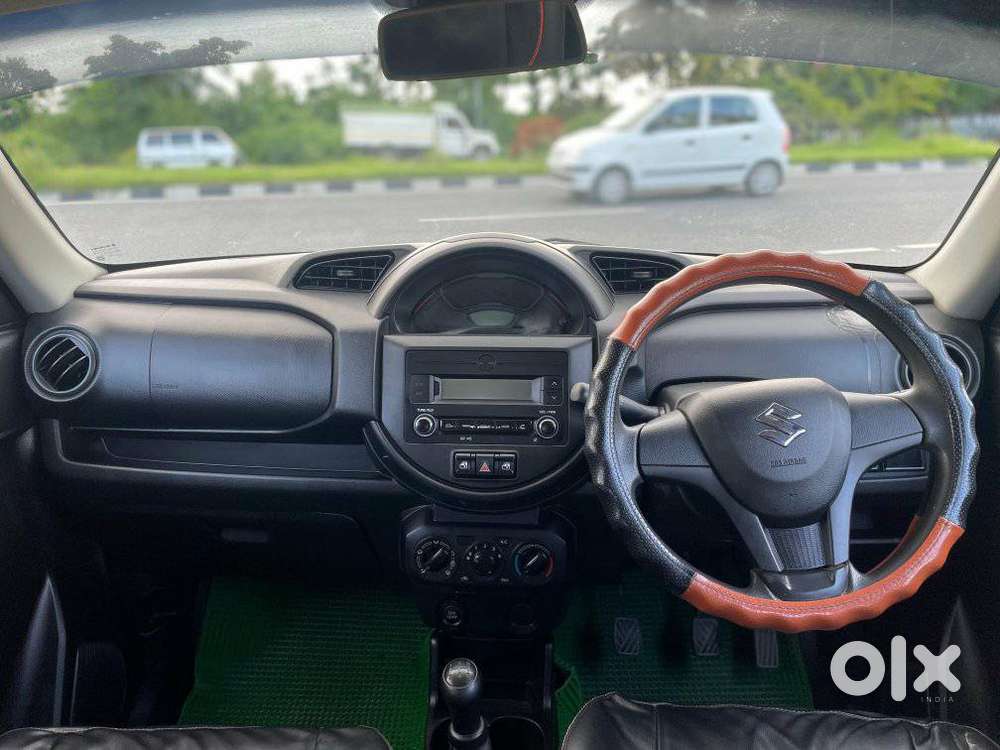 Maruti Suzuki S-presso Vxi Opt, 2022, Petrol