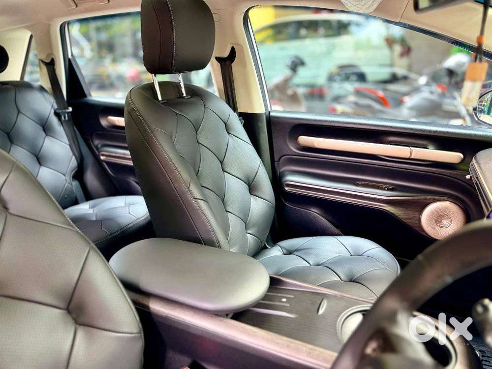 Mg Windsor Ev Essence, 2024, Electric