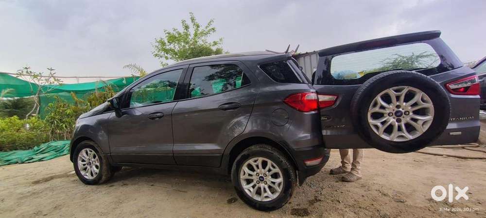 Ford Ecosport 2015 Petrol Well Maintained
