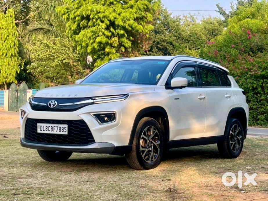 Toyota Urban Cruiser Hyryder 1.5 V Hybrid, 2023, Petrol