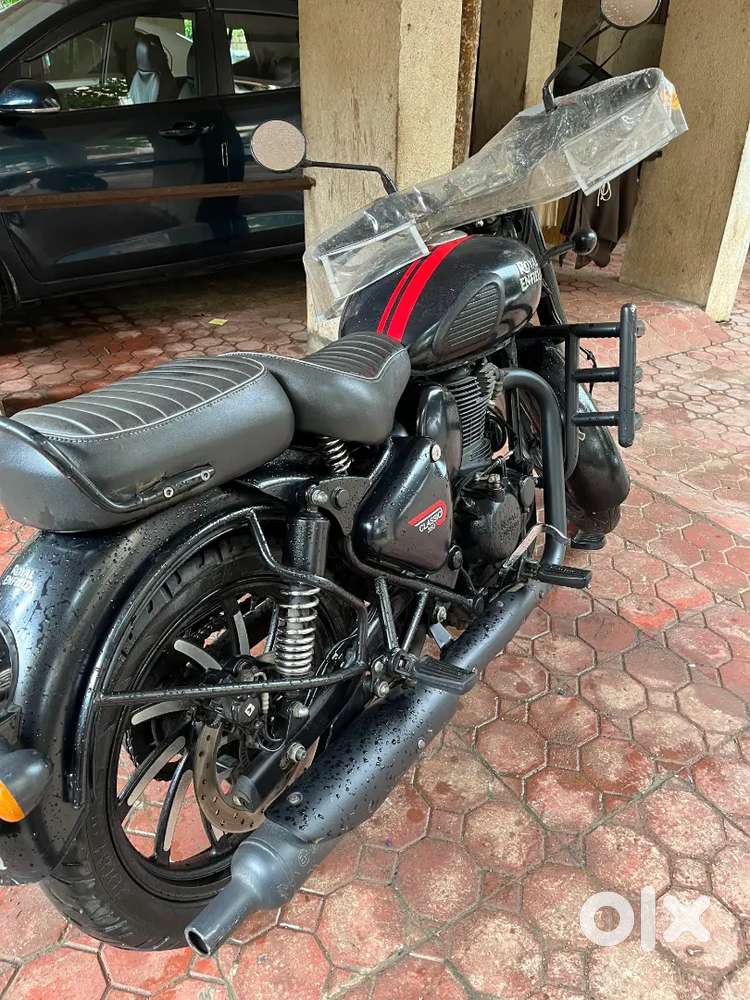 Enfield 350 Stealth Bullet Bike Black Colour 350 Stealth Black - Main Image