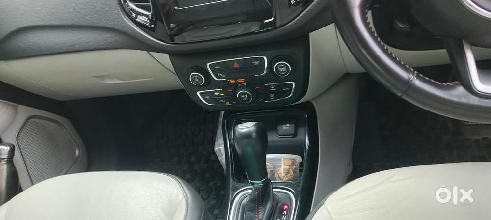 Jeep Compass 1.4 Limited Option Black, 2018, Petrol