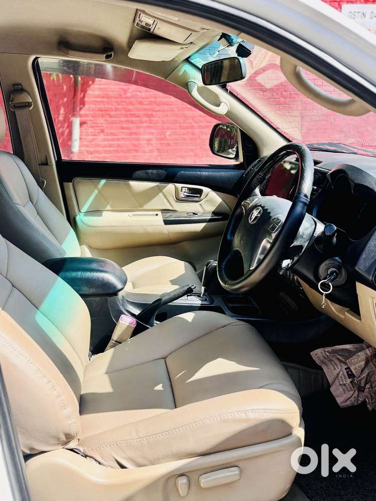 Toyota Fortuner 3.0 4x2 Automatic, 2016, Diesel