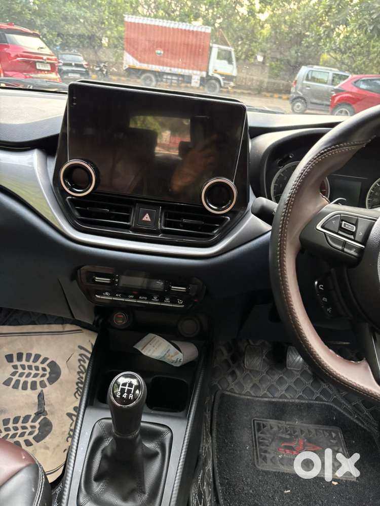 Maruti Suzuki Baleno Sigma, 2025, Petrol