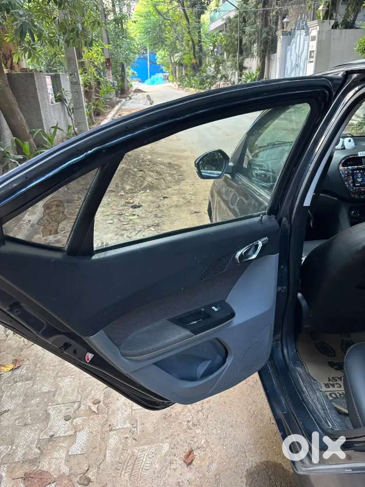 Tata Tigor Revotron 2019