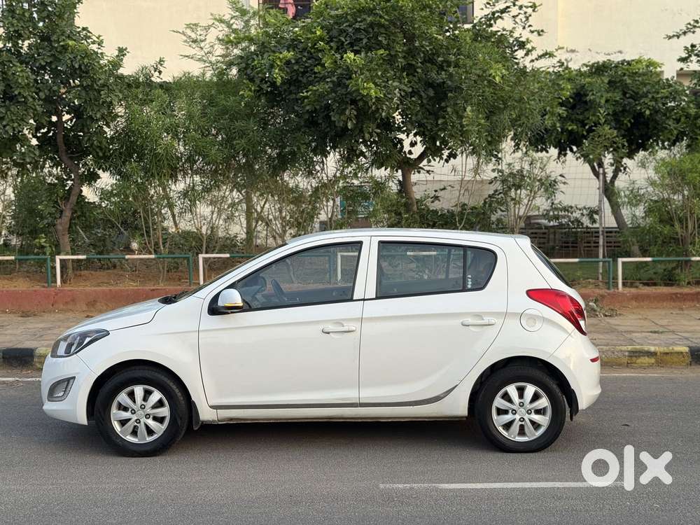 Hyundai I20 2015-2017 Sportz Option 1.4 Crdi, 2013, Diesel