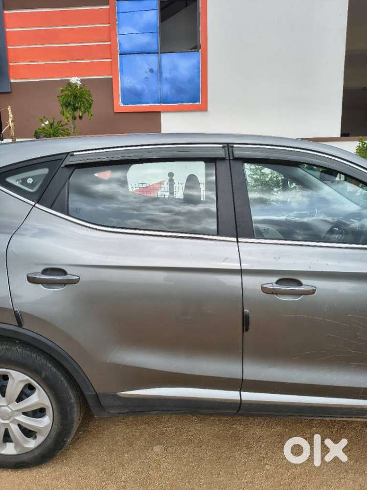 Mg Astor Shine 1.5 Mt (ivory), 2024, Petrol