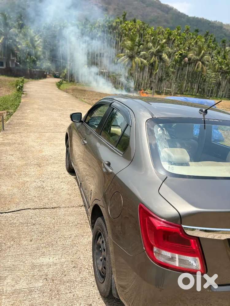 Maruti Suzuki Swift Dzire 2021 Petrol 135000 Km Driven