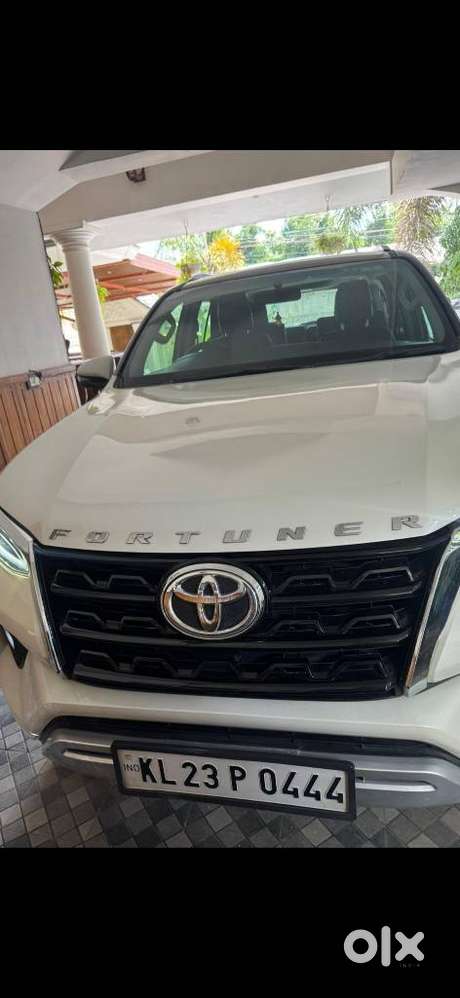 Toyota Fortuner Legender 4x2 At 2.8, 2024, Diesel