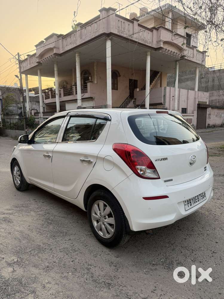 Hyundai I20 2015-2017 Sportz Option 1.4 Crdi, 2013, Diesel