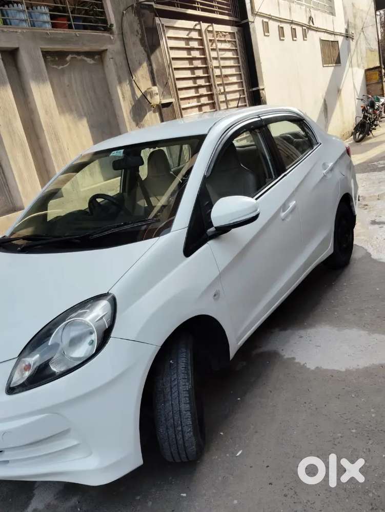 Well Maintained Amaze 2016 Diesel 115000 Km Driven