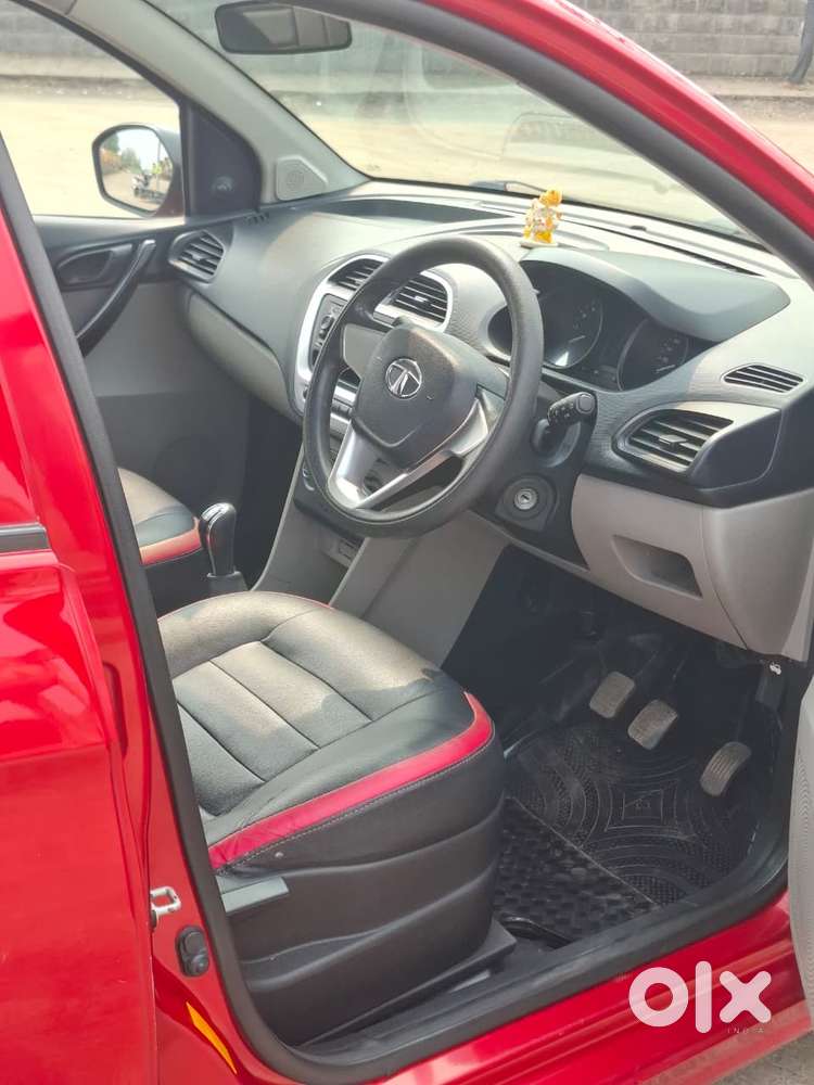 Tata Tiago 1.2 Revotron Xm, 2017, Petrol