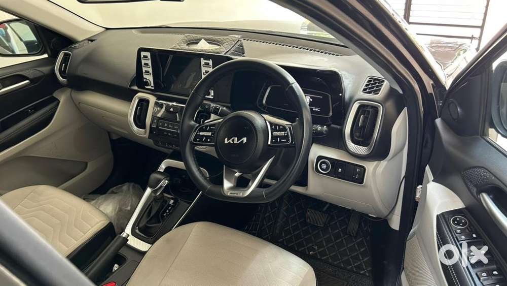 Kia Sonet 2023 Petrol Well Maintained