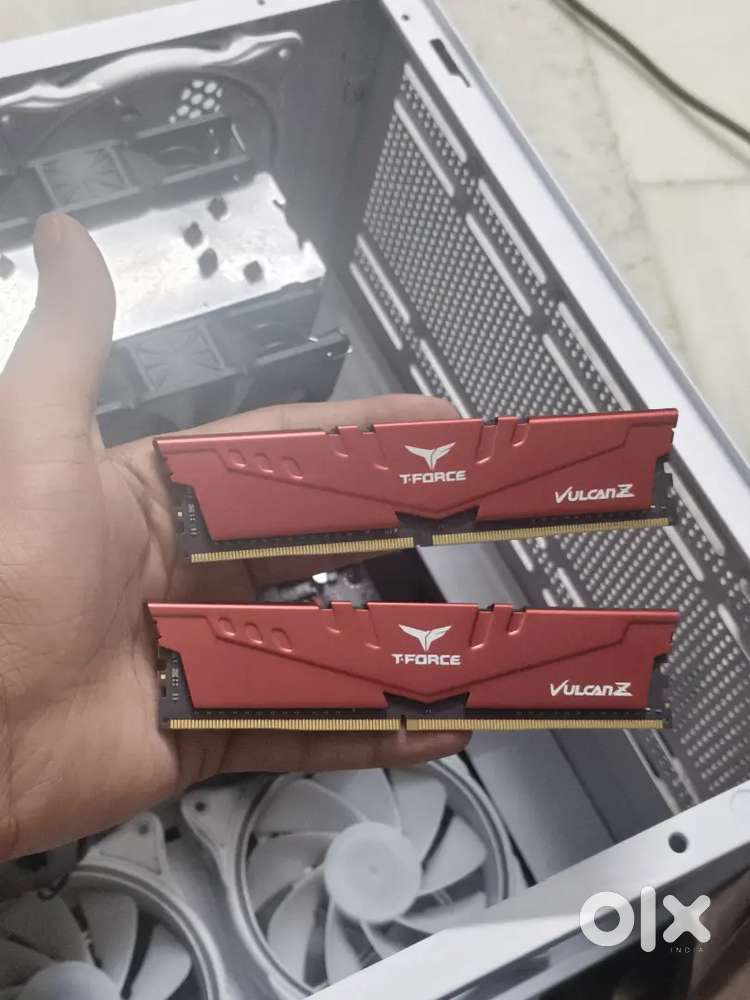 DDR 4 , 8GB RAM STICK (T FORCE)