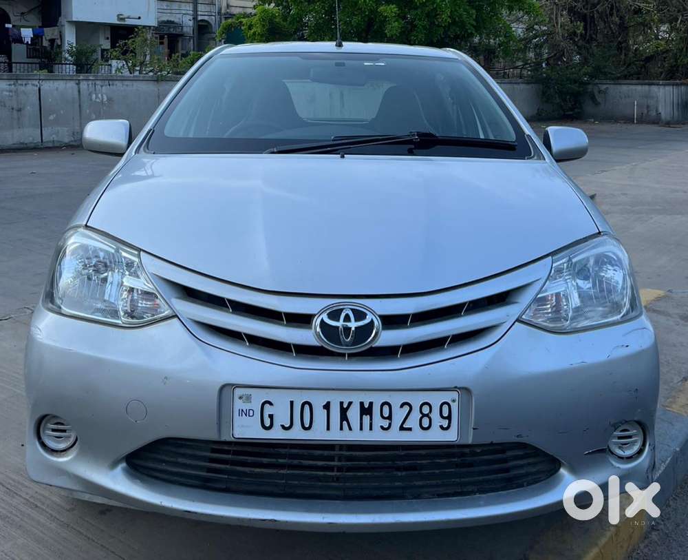 Toyota Etios Liva 2011-2012 G, 2011, Petrol