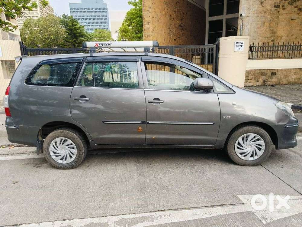 Toyota Innova 2.5 G (diesel) 8 Seater, 2010, Diesel
