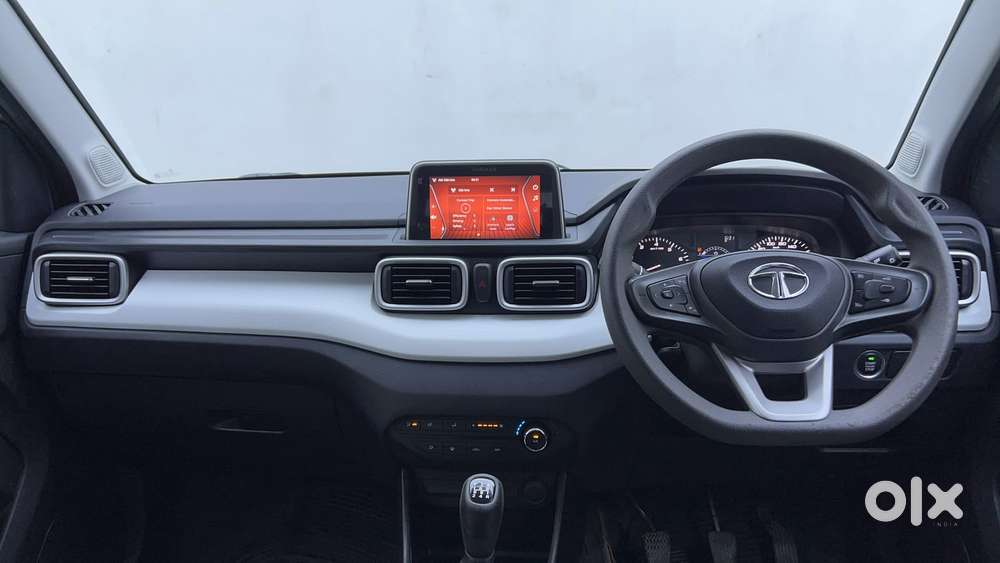 Tata Punch Accomplished, 2023, Petrol