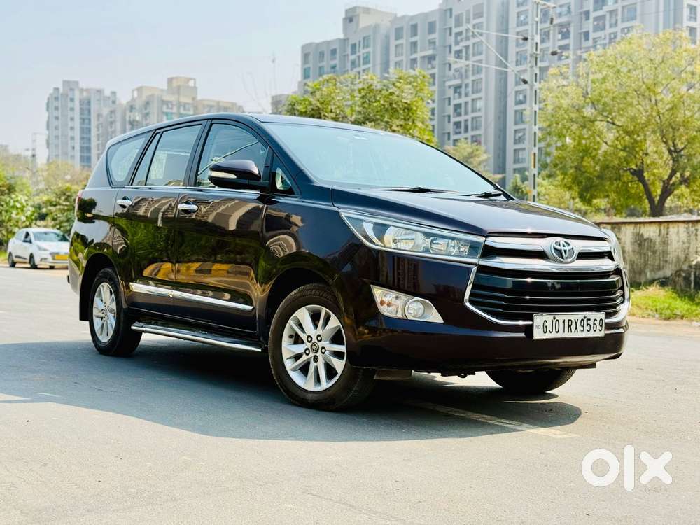 Toyota Innova Crysta 2.4 G Mt, 2017, Diesel
