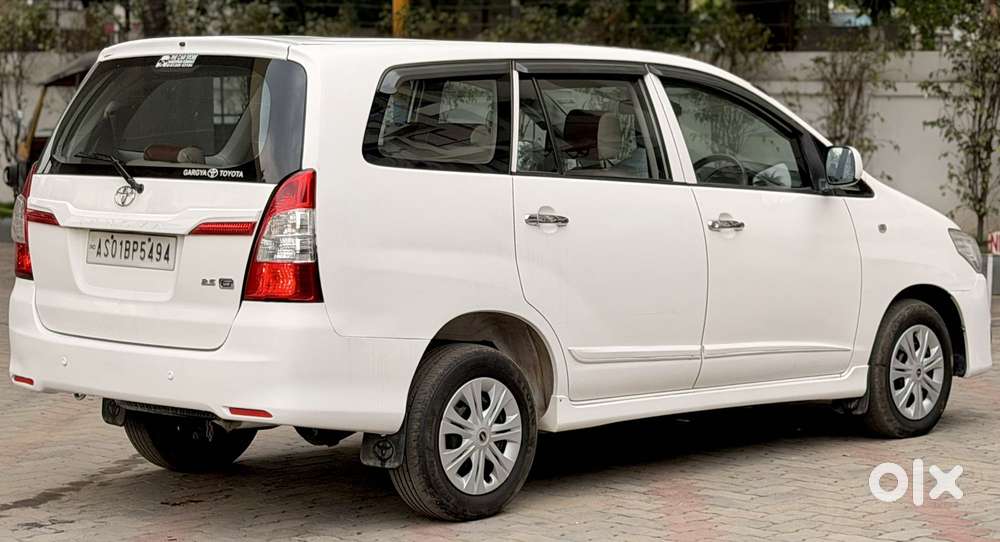 Toyota Innova 2.5 G (diesel) 8 Seater, 2014, Diesel