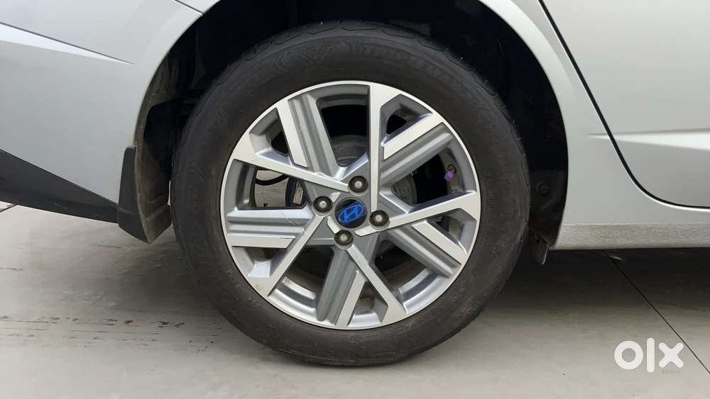 Hyundai Verna 1.5 Sx (o) Petrol Mt, 2024, Petrol