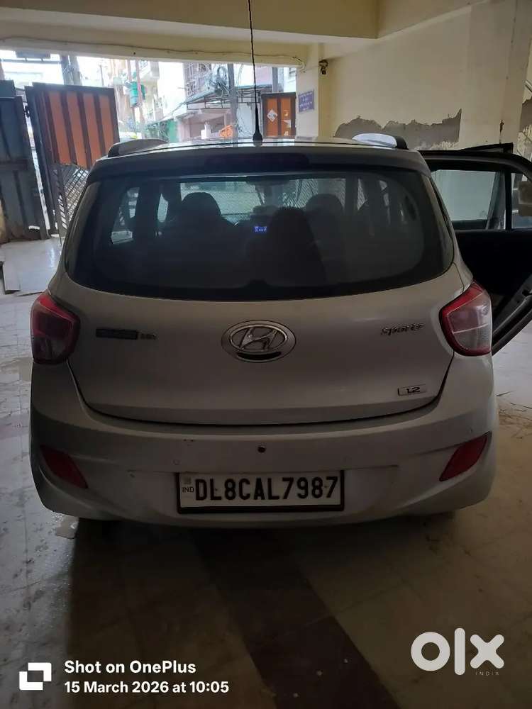 Hyundai Grand I10  2016 Petrol 33000 Km Drive Brand New Condition