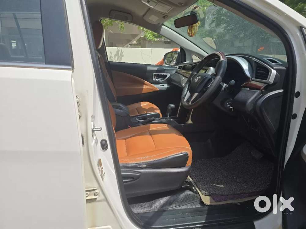 Toyota Innova Crysta 2.8 Gx At 7 Str, 2016, Diesel