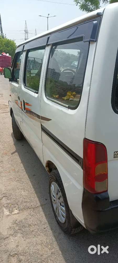 Maruti Suzuki Eeco 2017