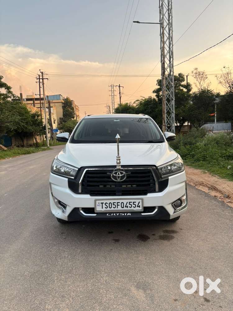 Toyota Innova Crysta 2023 Diesel 100000 Km