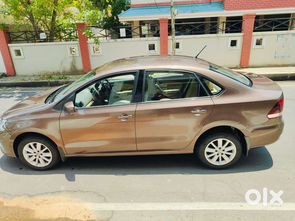 Volkswagen Vento 1.2 Tsi Highline Plus At, 2016, Petrol