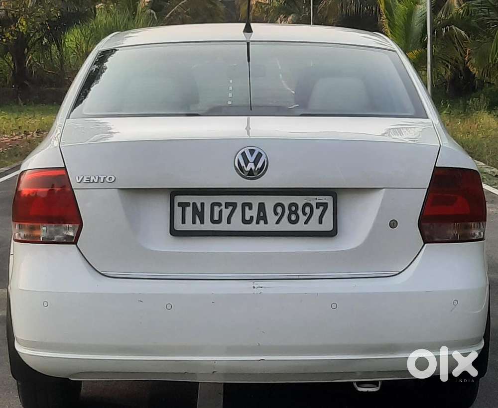 Volkswagen Vento, 2015, Petrol